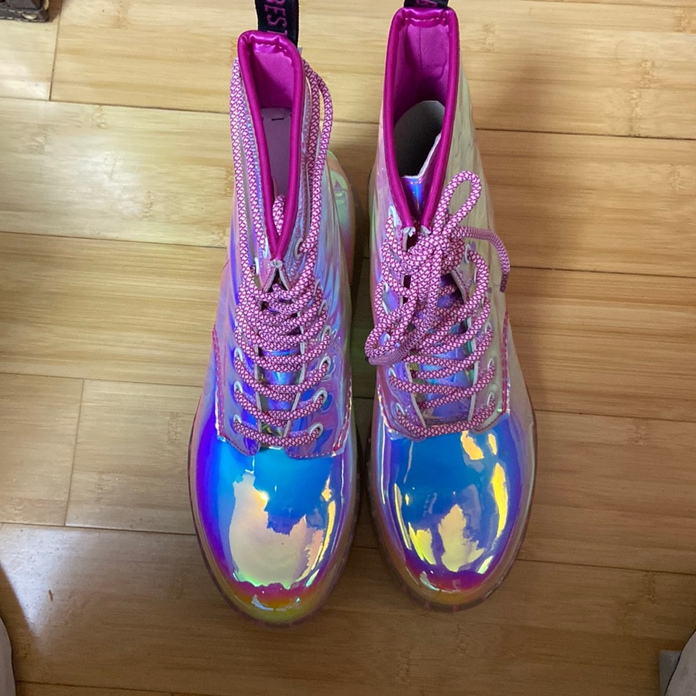 The coolest iridescent boots you will ever see!
